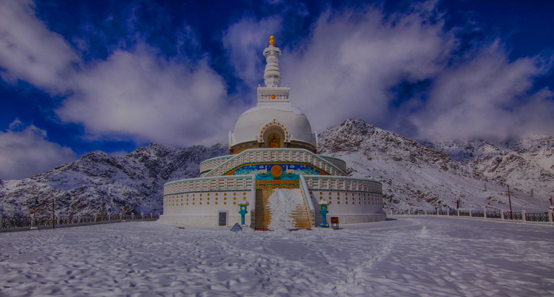 ladakh family tour packages